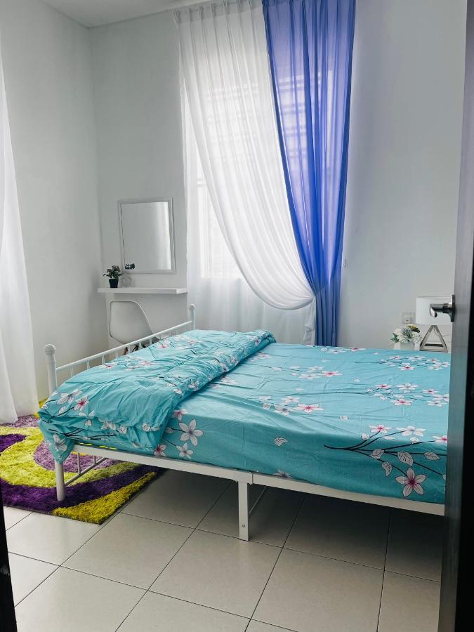 Villa Pool Kepala Batas Kampong Hilir  Dış mekan fotoğraf